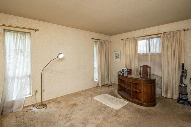 2128 Park Ridge Dr, Riverbank, CA 95367