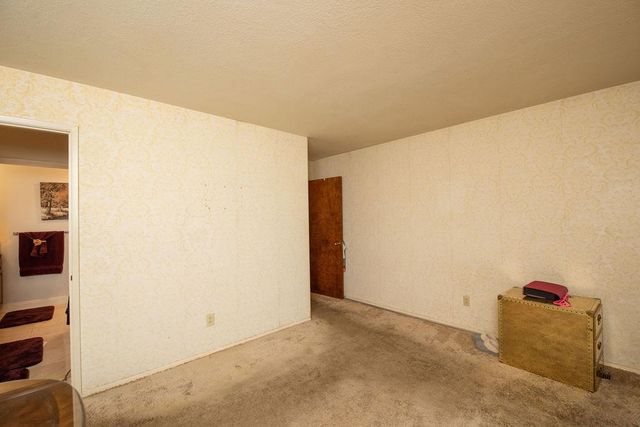 2128 Park Ridge Dr, Riverbank, CA 95367