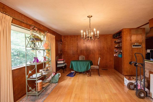 2128 Park Ridge Dr, Riverbank, CA 95367