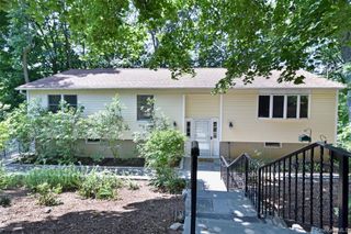 32 Springwood Avenue, Ardsley, NY 10502