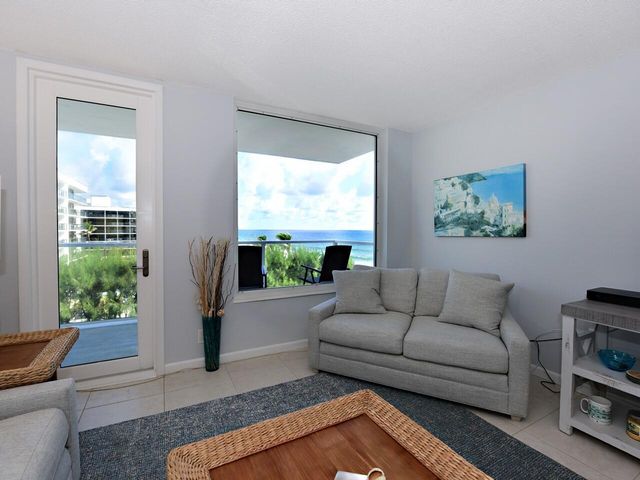 3450 S Ocean Boulevard 406, Palm Beach, FL 33480