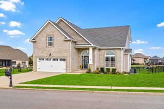 1172 Upland Ter, Clarksville, TN 37043