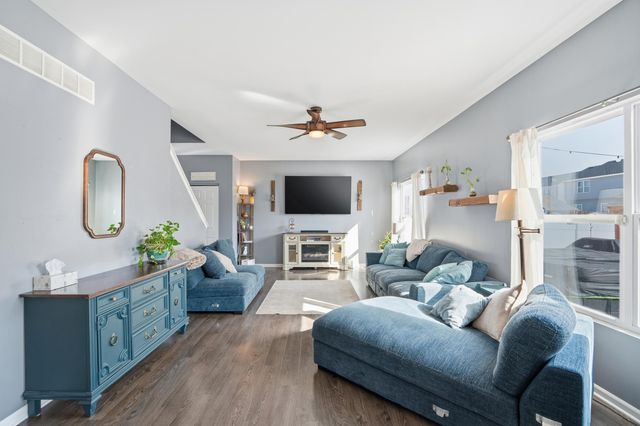 13209 Roosevelt Place, Crown Point, IN 46307