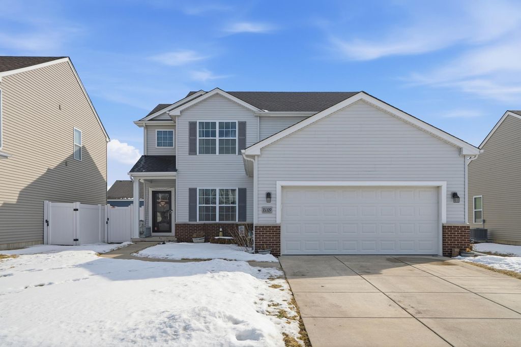 13209 Roosevelt Place, Crown Point, IN 46307