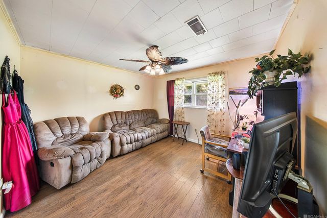 11163 Hwy 22, St Amant, LA 70774