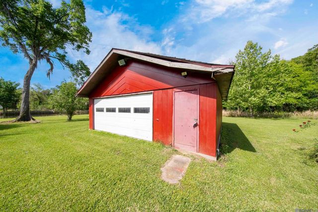 11163 Hwy 22, St Amant, LA 70774