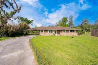 11163 Hwy 22, St Amant, LA 70774