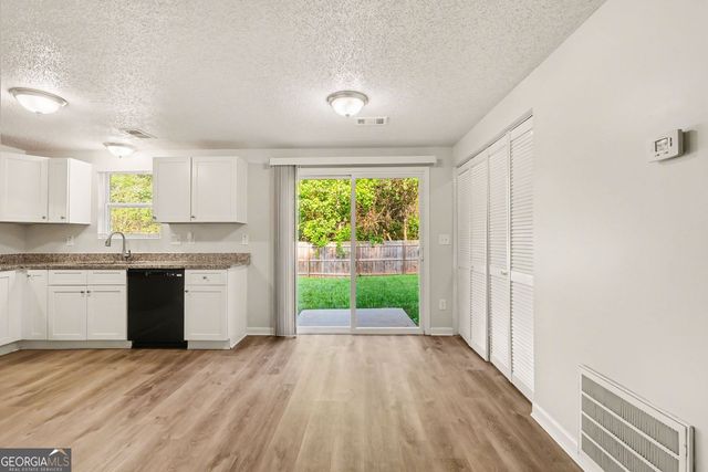 4905 Glenside Court, Stone Mountain, GA 30088