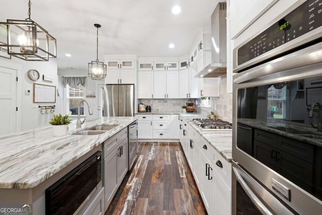 125 Mill Pond Court, Acworth, GA 30101