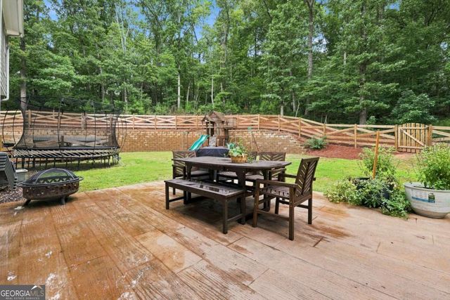 125 Mill Pond Court, Acworth, GA 30101