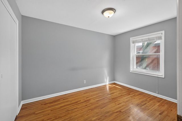 994 Cleveland Avenue S, Saint Paul, MN 55116