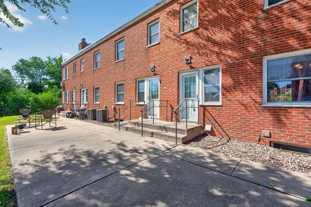 994 Cleveland Avenue S, Saint Paul, MN 55116