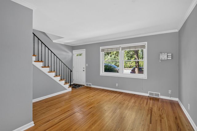 994 Cleveland Avenue S, Saint Paul, MN 55116