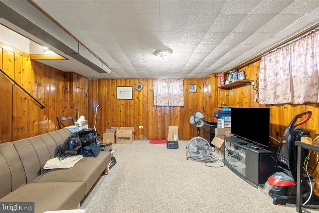 406 BRANDYWINE ST SE, Washington, DC 20032