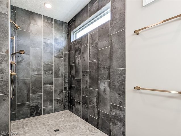 4332 Evergreen Court, North Canton, OH 44720