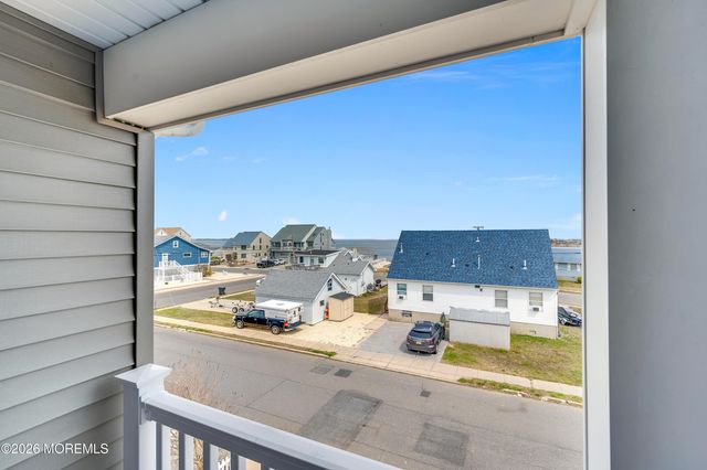9 Saint Lawrence Avenue 2, Seaside Heights, NJ 08751