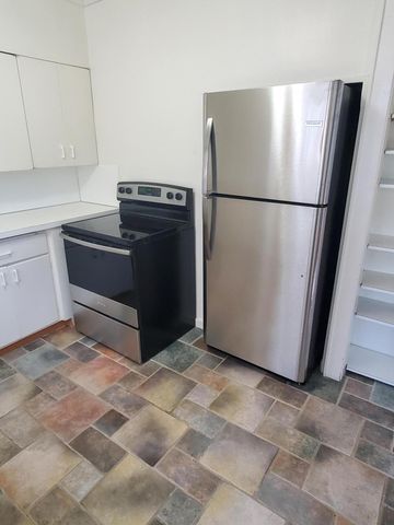 957 Maxwell Avenue Se, East Grand Rapids, MI 49506