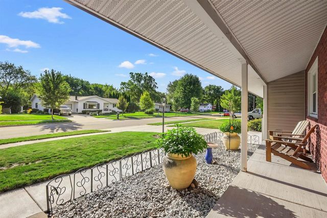 212 Major Way, Sun Prairie, WI 53590