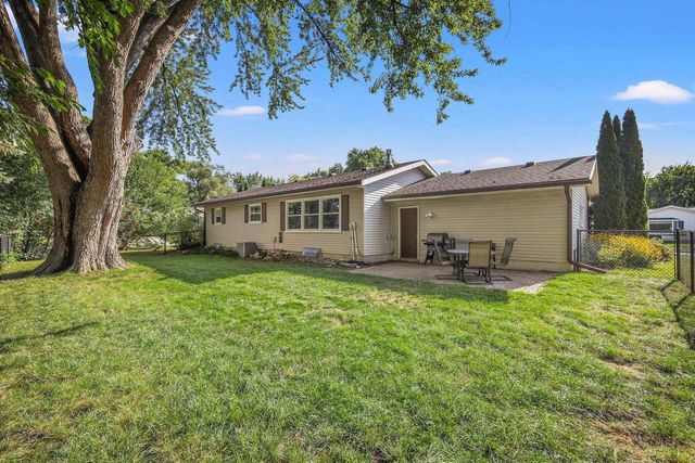 212 Major Way, Sun Prairie, WI 53590
