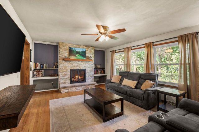 212 Major Way, Sun Prairie, WI 53590