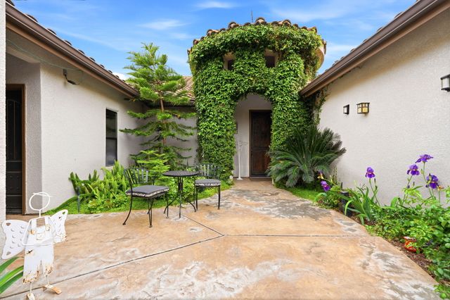 32815 Riverside Drive, Springville, CA 93265