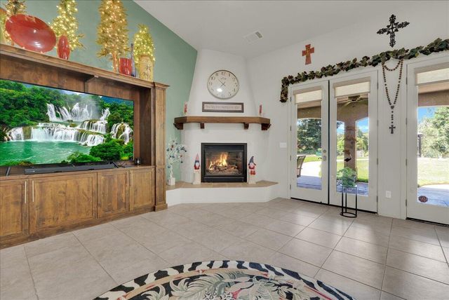 32815 Riverside Drive, Springville, CA 93265