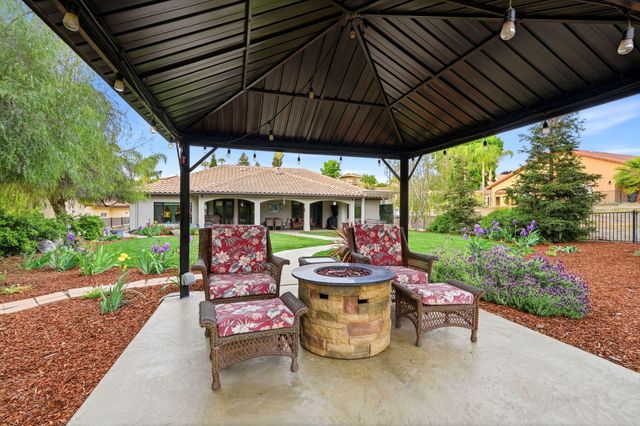 32815 Riverside Drive, Springville, CA 93265