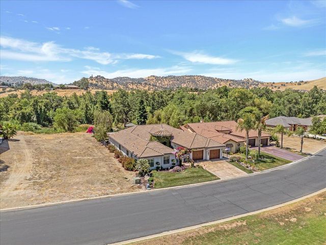 32815 Riverside Drive, Springville, CA 93265