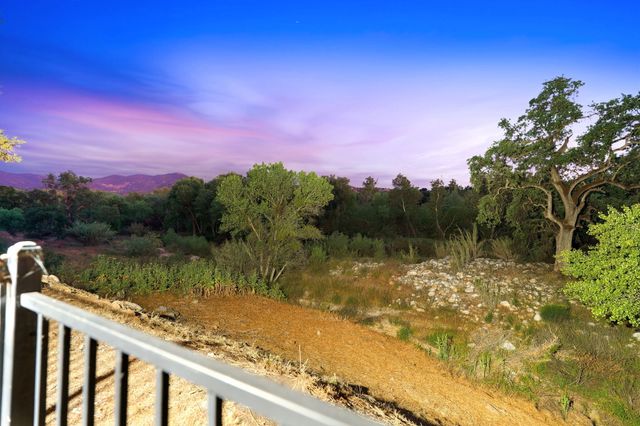 32815 Riverside Drive, Springville, CA 93265