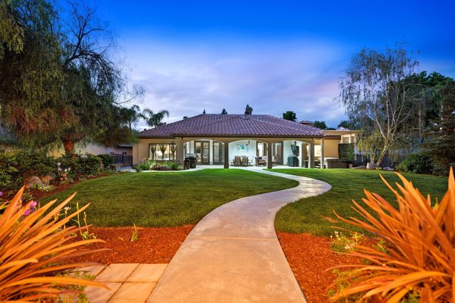 32815 Riverside Drive, Springville, CA 93265