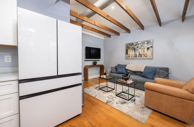 381 Sumter Street, Charleston, SC 29403