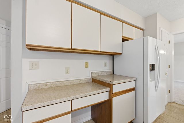 5635 Arabian Court, Indianapolis, IN 46228