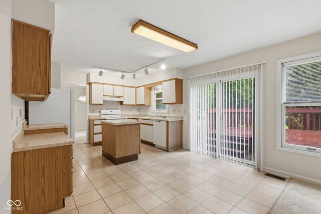 5635 Arabian Court, Indianapolis, IN 46228