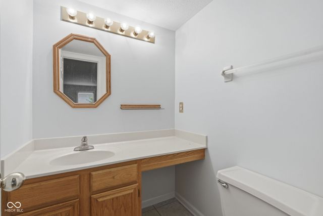 5635 Arabian Court, Indianapolis, IN 46228