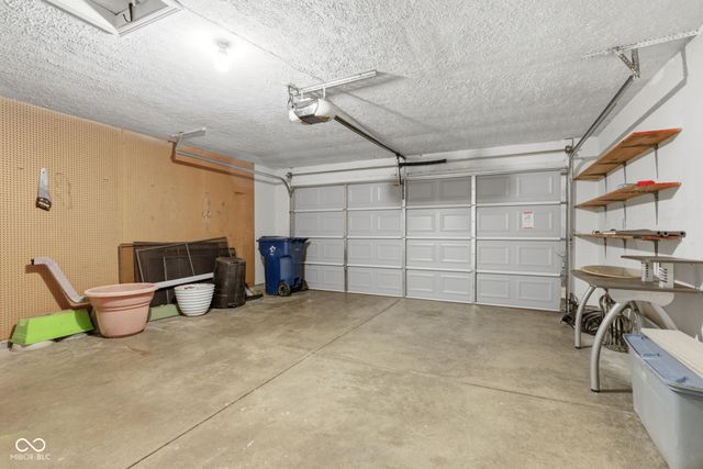 5635 Arabian Court, Indianapolis, IN 46228