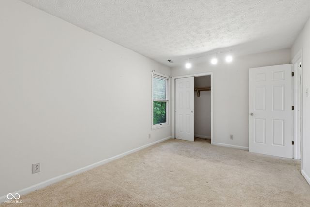 5635 Arabian Court, Indianapolis, IN 46228