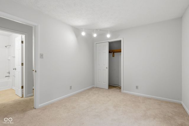 5635 Arabian Court, Indianapolis, IN 46228