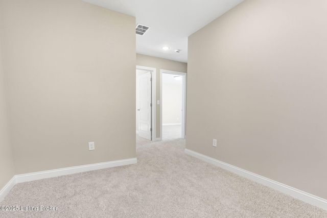1146 Greens Dr, Simpsonville, KY 40067
