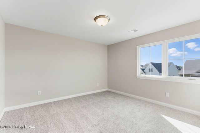 1146 Greens Dr, Simpsonville, KY 40067