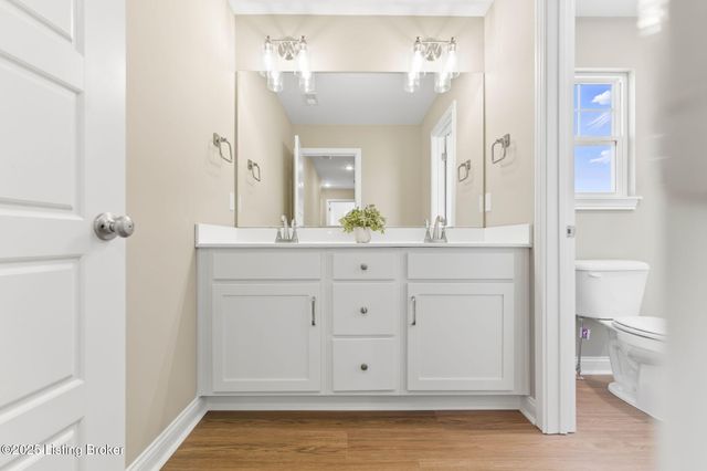 1146 Greens Dr, Simpsonville, KY 40067