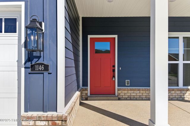 1146 Greens Dr, Simpsonville, KY 40067