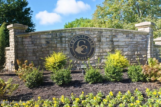 1146 Greens Dr, Simpsonville, KY 40067