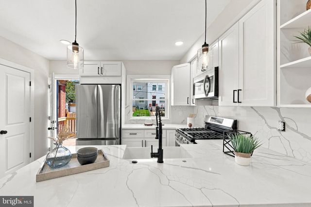 331 34TH PL NE, Washington, DC 20019