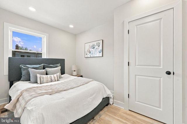 331 34TH PL NE, Washington, DC 20019