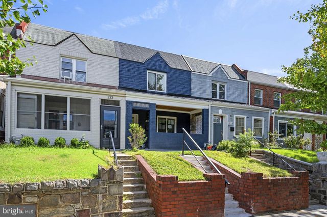 331 34TH PL NE, Washington, DC 20019