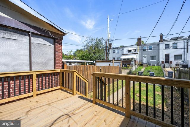 331 34TH PL NE, Washington, DC 20019