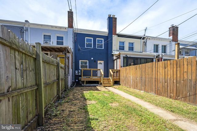 331 34TH PL NE, Washington, DC 20019