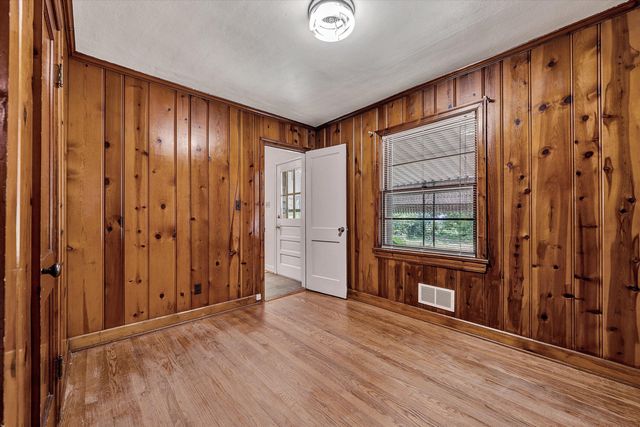5219 Hearthstone RD NW, Roanoke, VA 24012