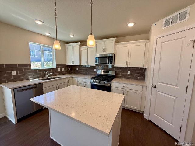 766 N Carrie Court, Watkins, CO 80137