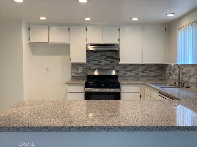 11414 Strathern, North Hollywood, CA 91605